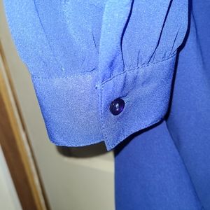 Brand new with tags Medium cold shoulder blouse